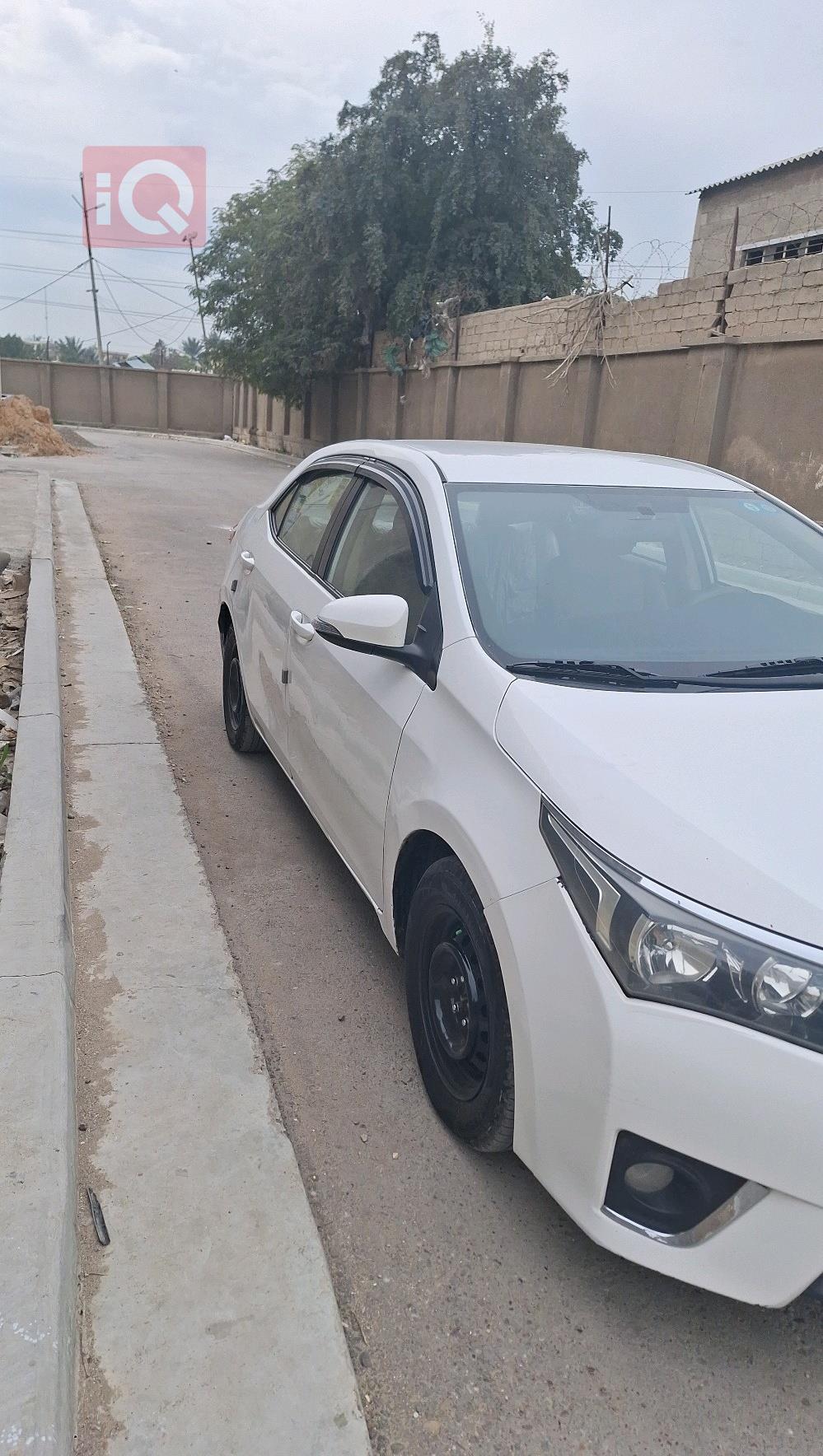 تۆیۆتا کۆرۆلا